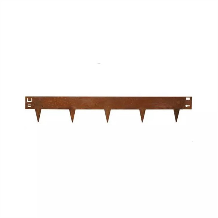 Installing Metal Landscape Edging