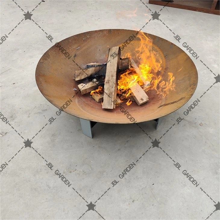 Steel Fire Pit With BBQ