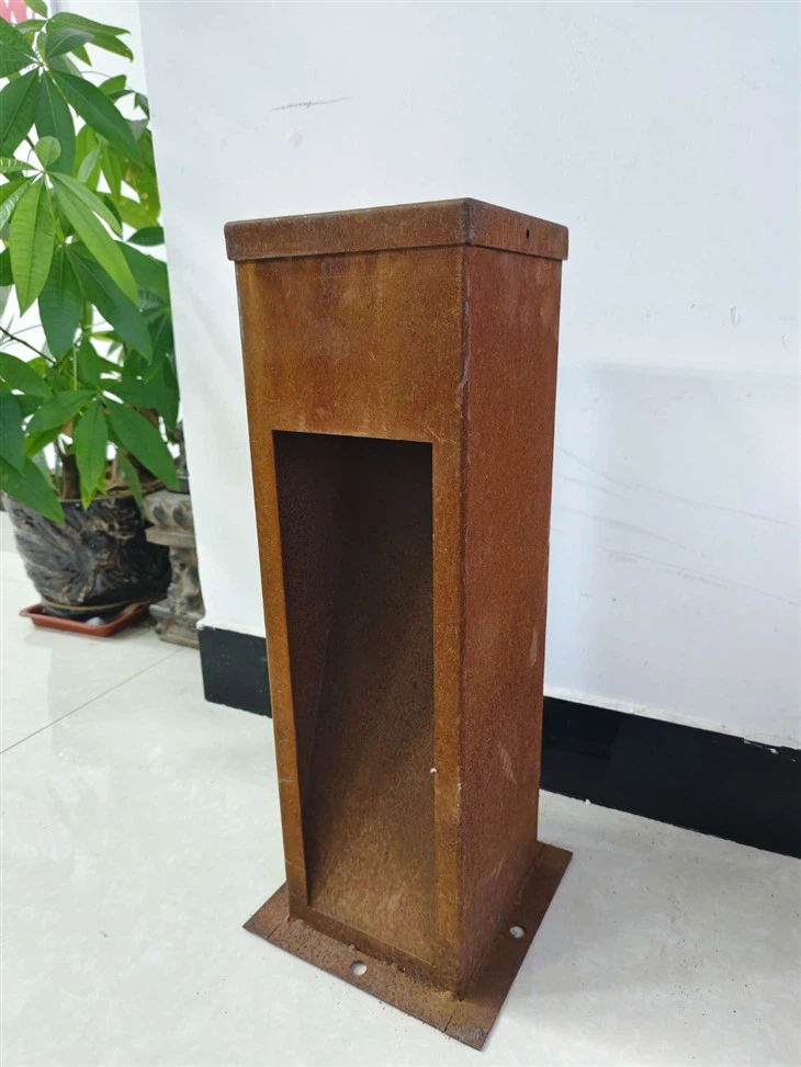 LED Light Bollard Made Of Weather-resistant Steel Material With Super-bright Illumination Sturdy And Durable