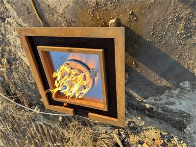 Jeklene sklede za ogenj in vodo