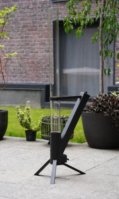 Sodobna peč na pelete za ogrevanje na biomaso