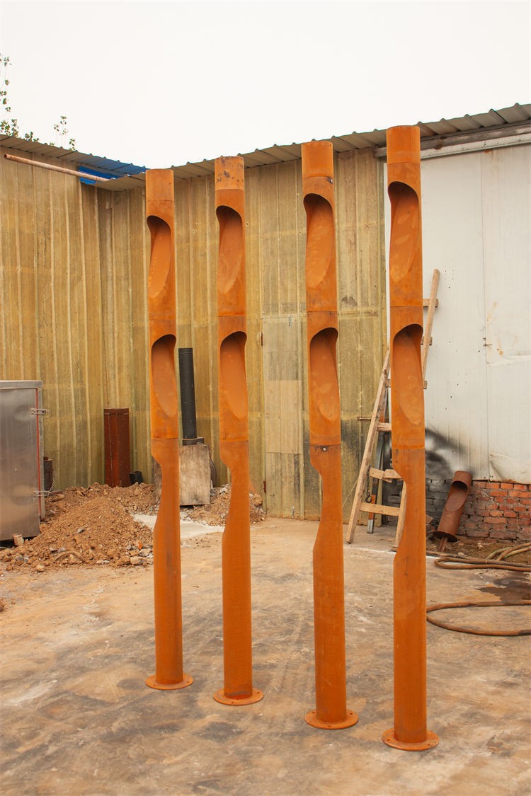 Weather-Resistant Corten Steel LED Bollard Lamp Round Column Design high quality